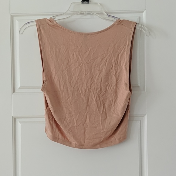 H&M Crop Top - Picture 2 of 3